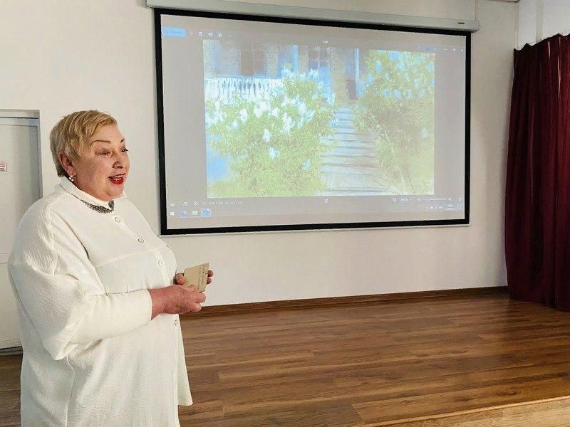 Литературный час «Создатель первой русской комедии»